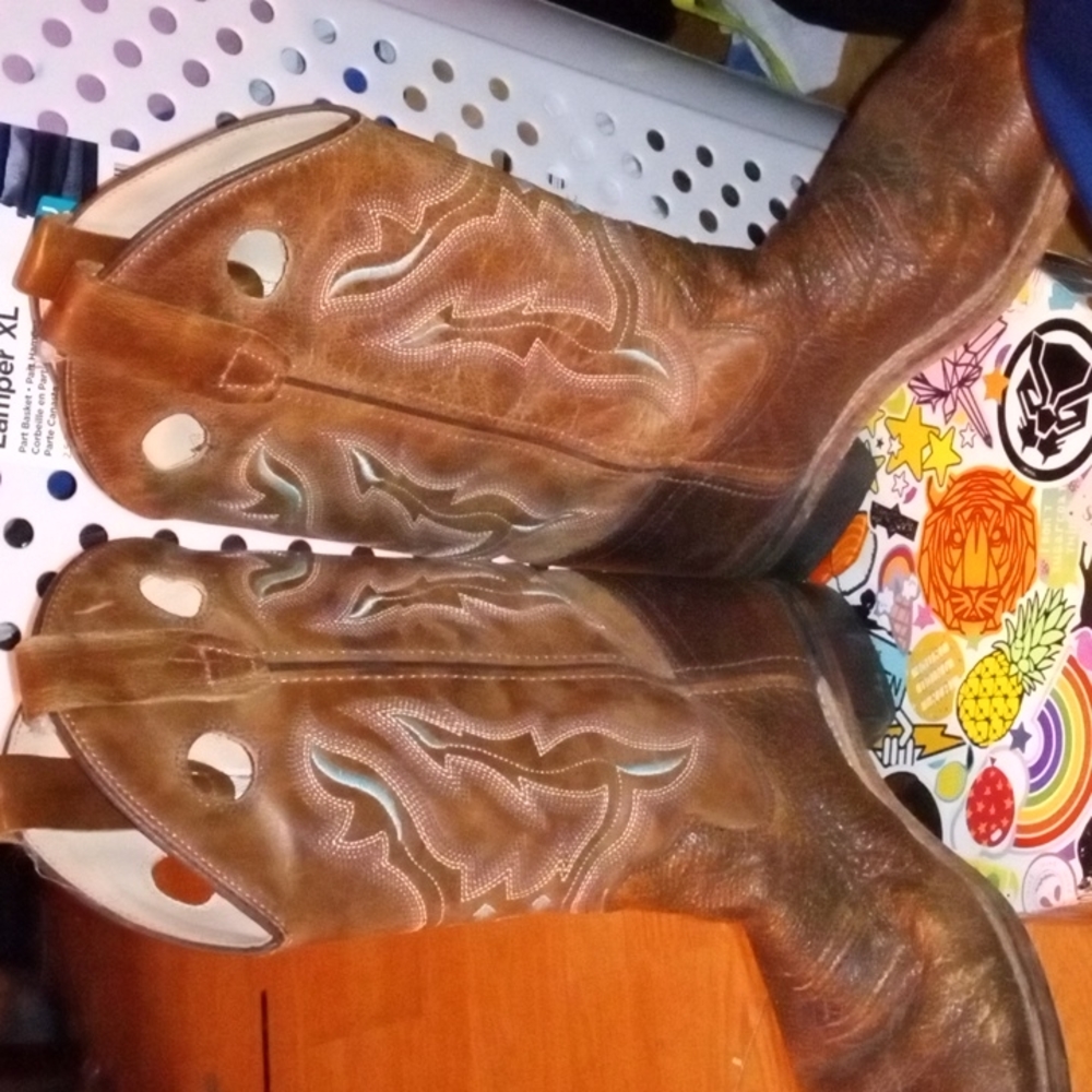 Cowboy boots - Picture 4 of 4